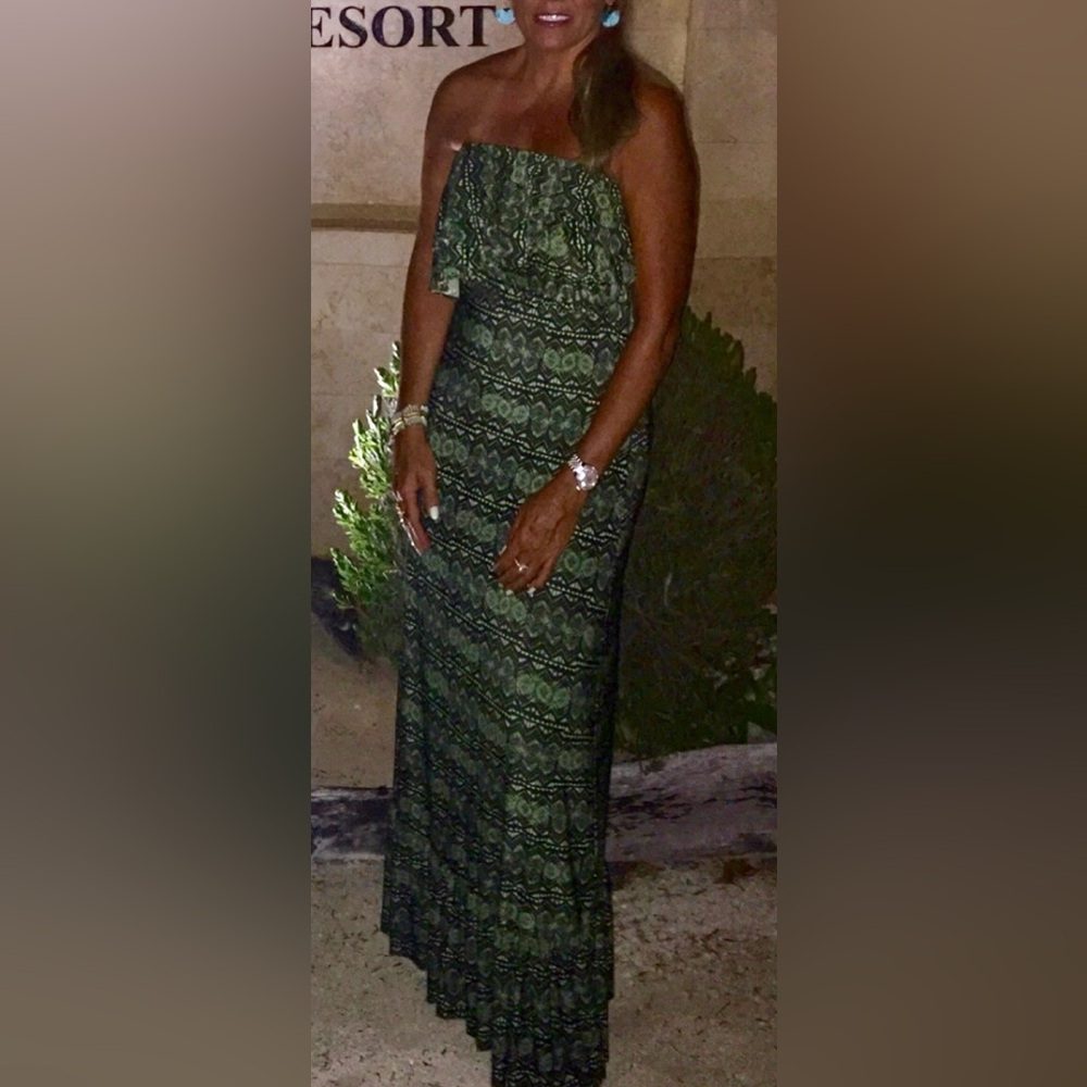 Green Patterned Maxi Dress with Ruffle Bodice - Women